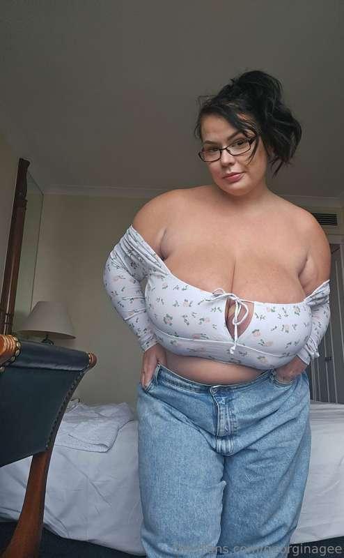 Do you like my outfit?