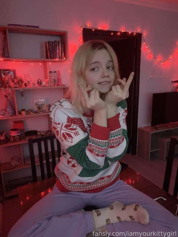 iamyourkittygirl image #0