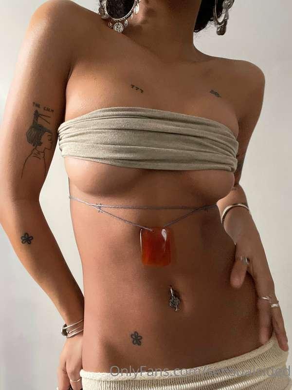 Carnelian on my womanly body