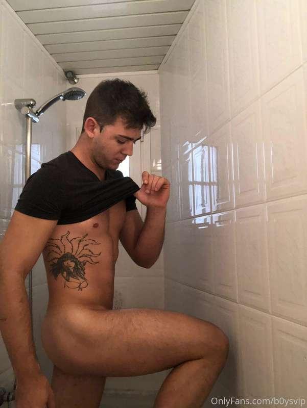 I'm going to take a shower who offers to take off my shirt a..