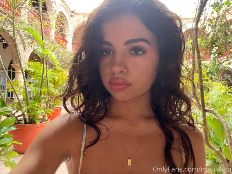 🌴lozana