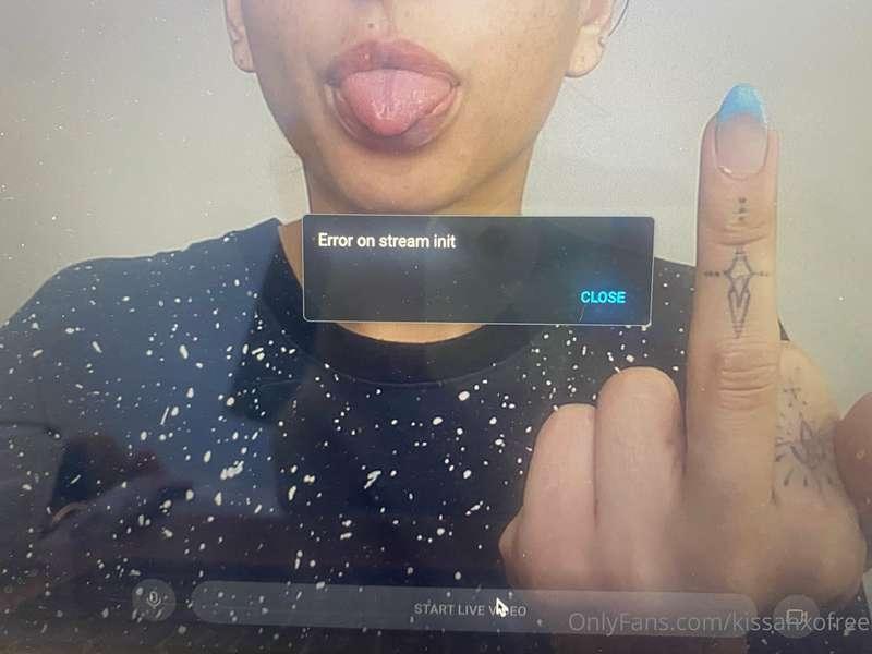 I’m pissed I couldn’t go live for you today! 😡 
Does anyone ..