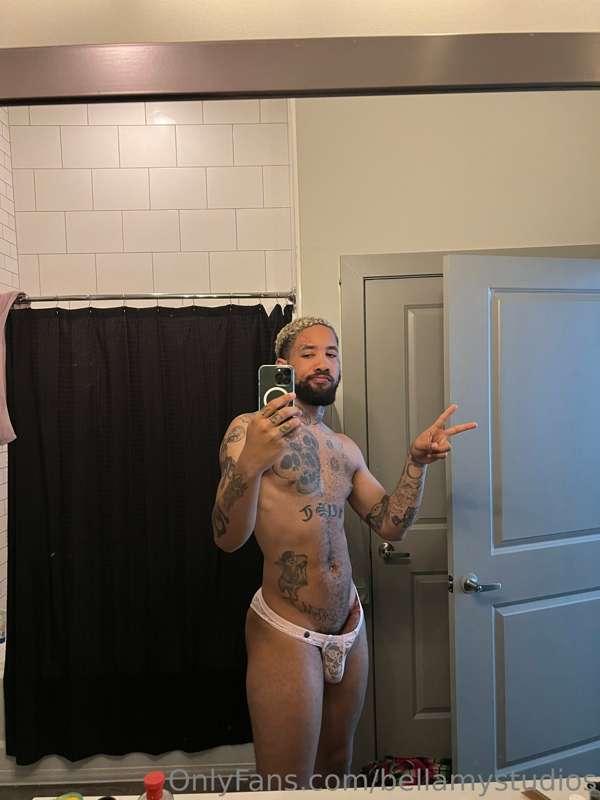 @ronbellamy just hanging out