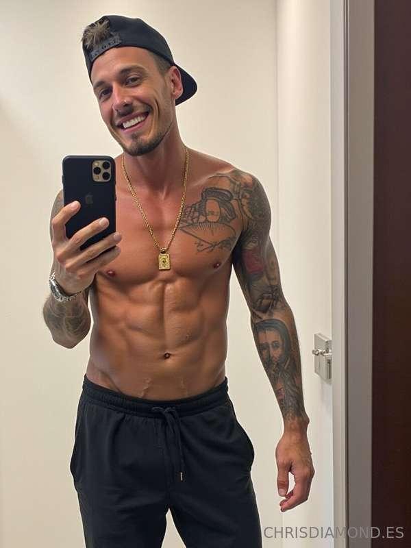 What's on your mind right now?😈