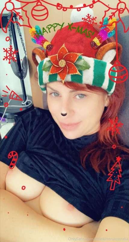 It’s nearly kinky Christmas time!!! 🎄 Who wants a present? 🎁