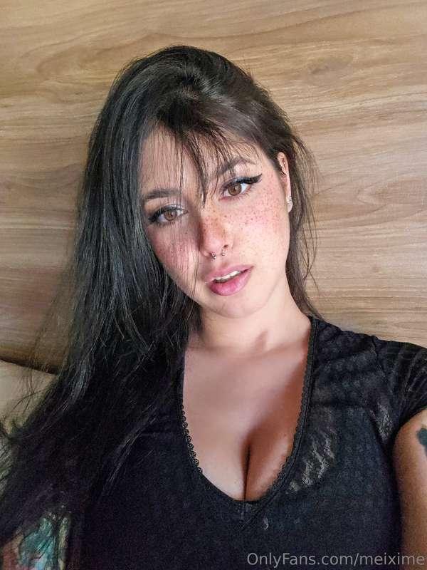 Big boobs so you won’t stay hungry 🥵