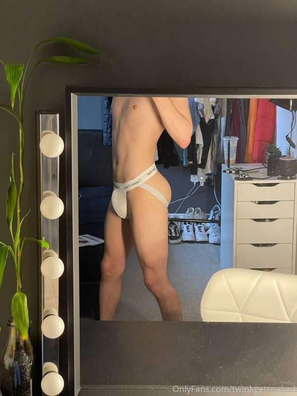 Do you like the reflection staring back at you 😈