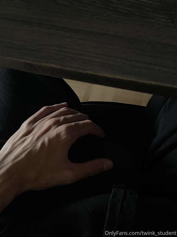 my hand would make a great necklace😈