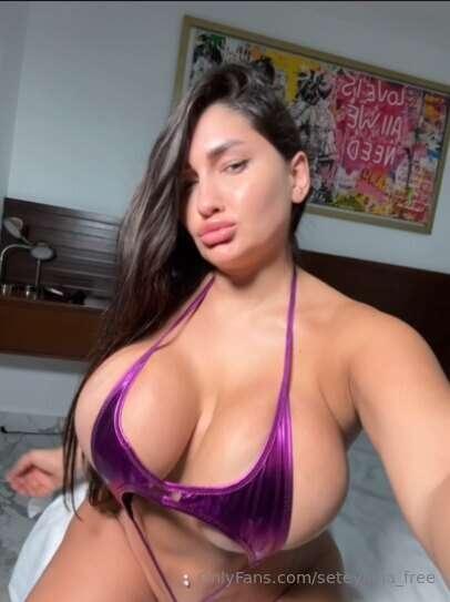 You ready to unload your juices with me?🙈💦💦