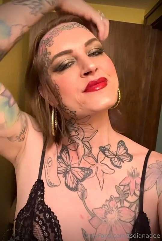 I’ll be Live this evening on OF at 8pm central till 10pm cen..