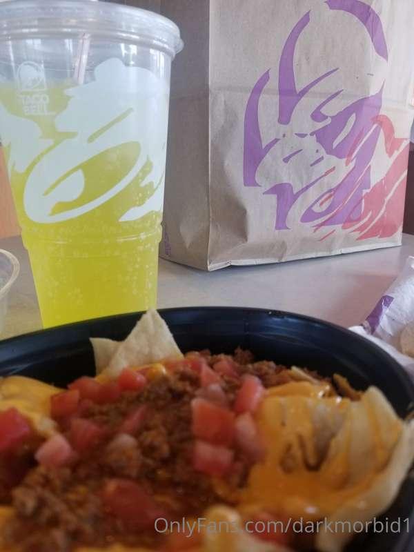 Man I love taco bell! I even got a couple giftcards for Chri..