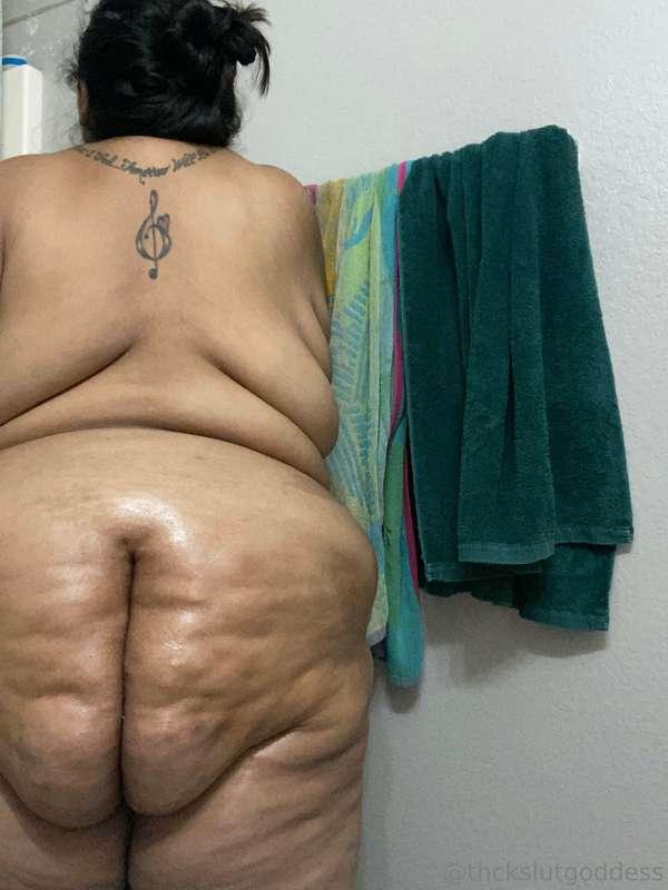 thckslutgoddess image #0