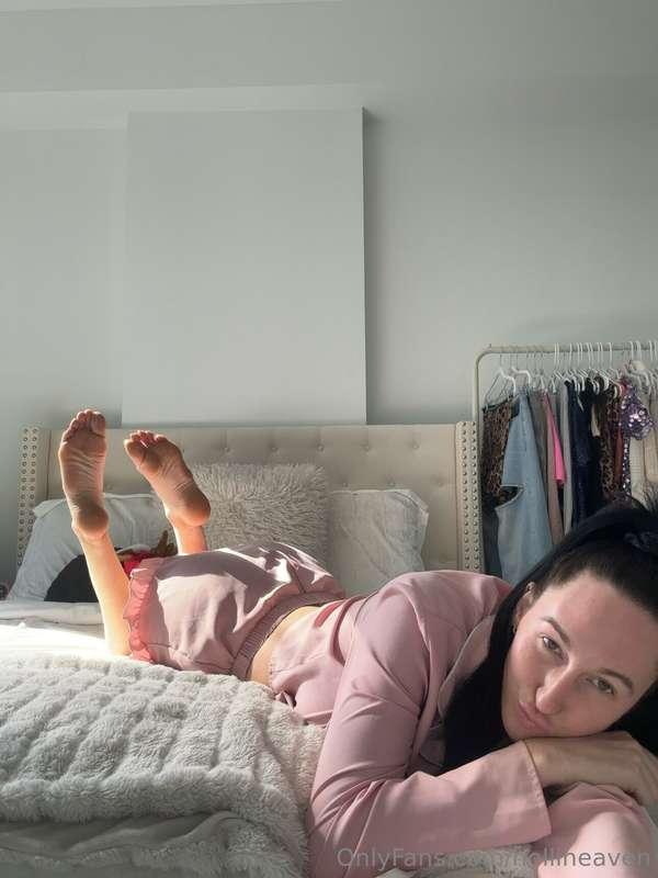 holliheaven image #2