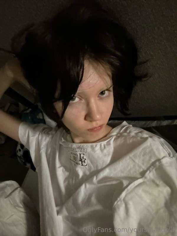 im without a makeup ^^* im a little embarrassed to post pics..