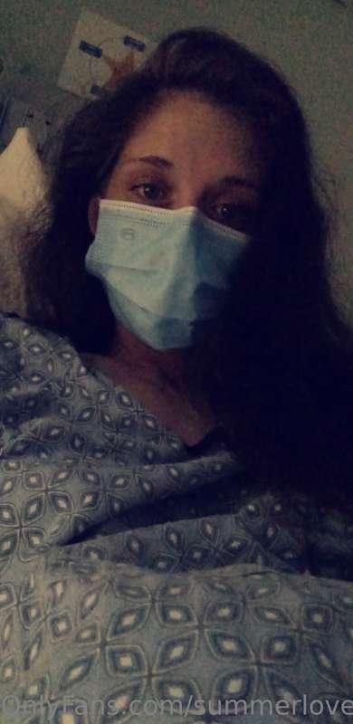 Baby is possibly coming early 🙃 wish me luck ..im terrified
