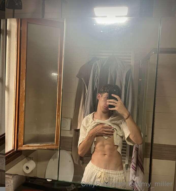 Feeling a little daring tonight… are you ready to join me? 😈..