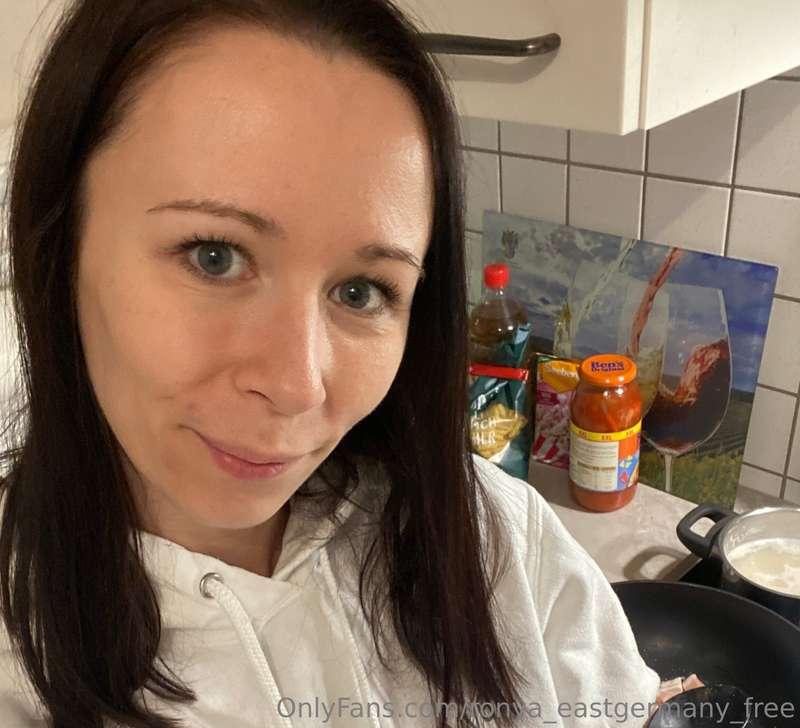 So ihr Lieben, noch schnell was essen und dann bin ich ab ca..