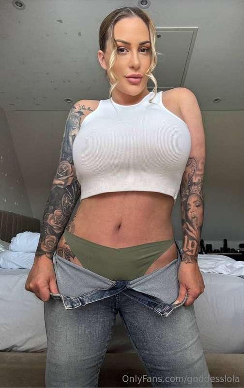 Superior women like me make you drop on your knees instantly