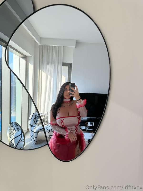 Mirror, mirror, who's the sassiest of them all? 😏✨