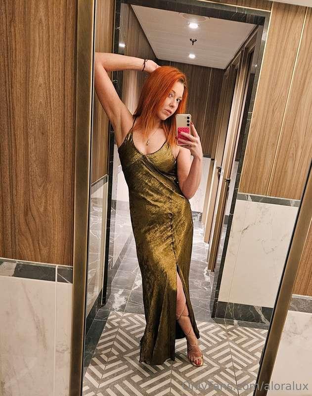 More of this dress, I wonder what it feels like wet?