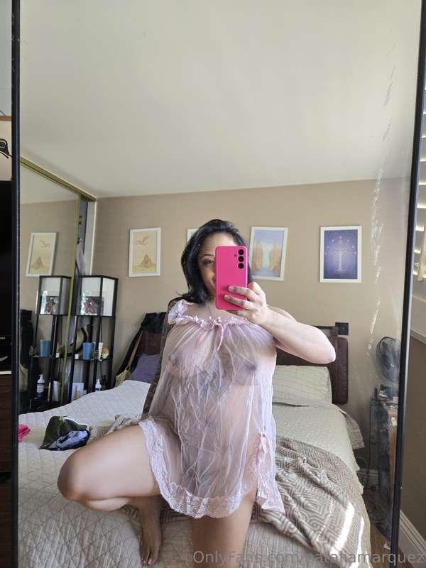 I'm fucking dying... I had no idea this would be this sheer ..