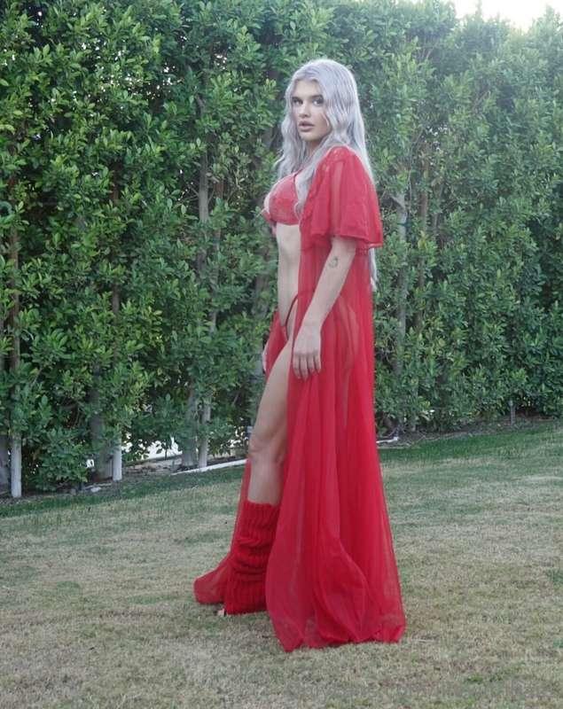 Come say hi on @xxhayjxxx responding to every message there 