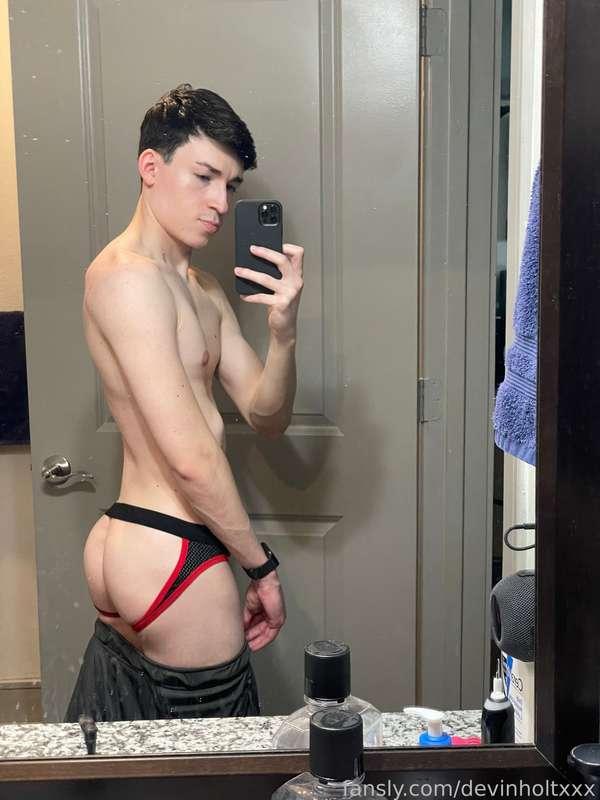 devinholtxxx image #0