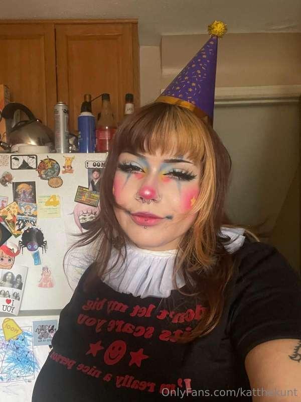 Do you wish to fuck a clown?💦🤤