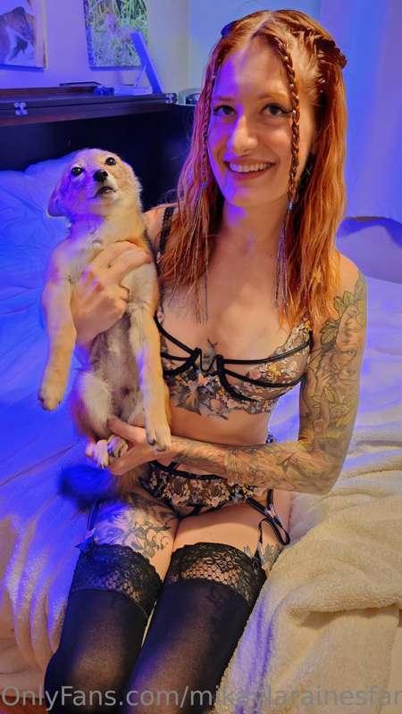 We're just being silly and cute 😍
 I'll be doing a hot photo..