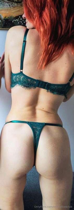 thehottiesclub image #2