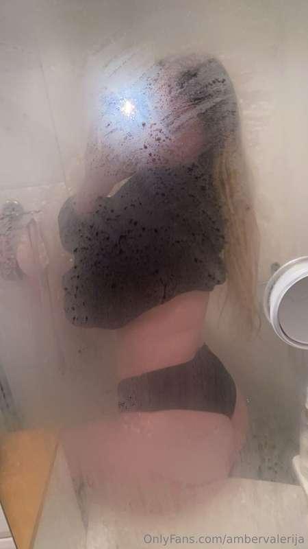💦