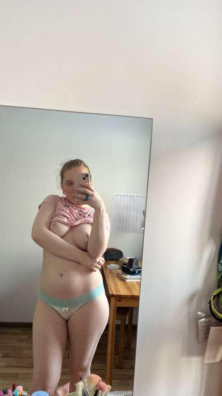 redheadalana image #3