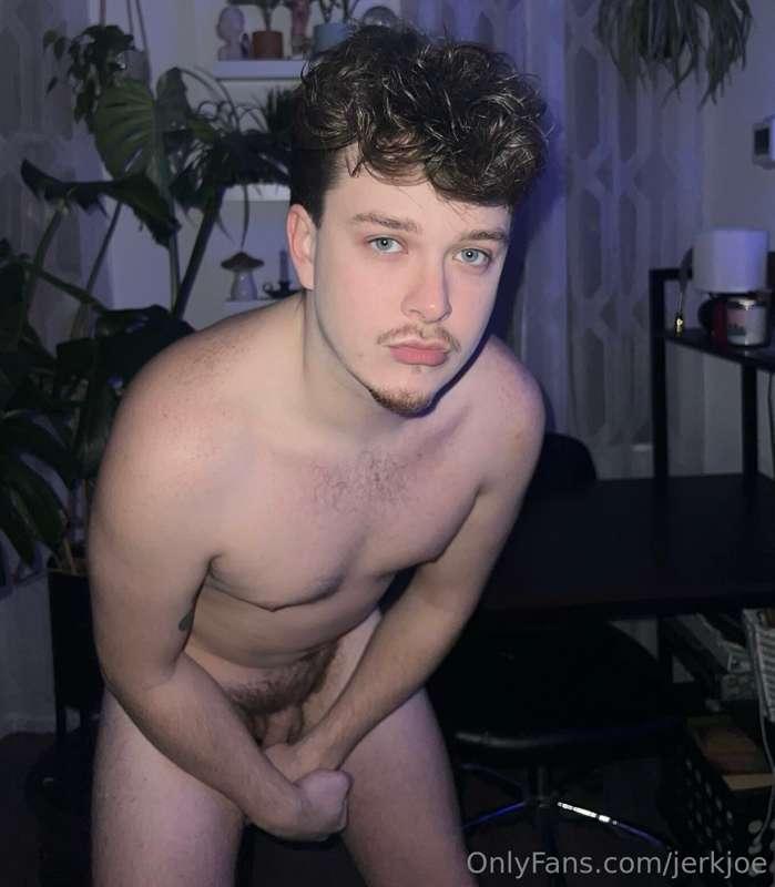 swipe to remove my hands 🫣
