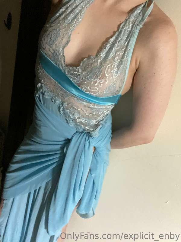 Still loving this blue dress