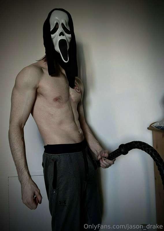 Happy October! I hope you're month is filled with spooks 👻😱 ..
