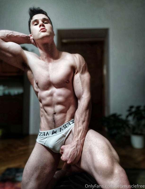 😈💪