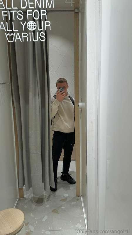 maybe sometimes I should be dressed? 🤔