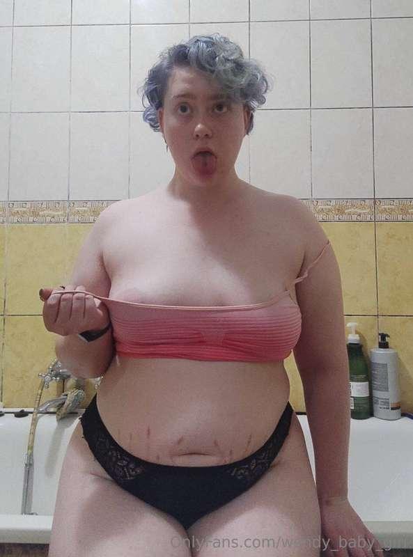 @queen_charly@queen_charly@queen_charlyi’ll show you how hot..