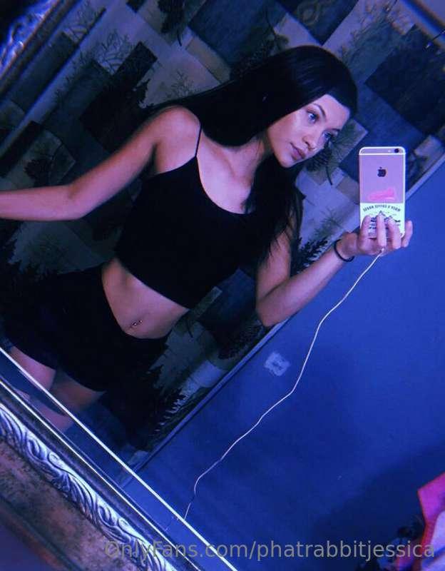 I’m going out tonight with my sugar daddy!!!
Tip $10 Tell me..