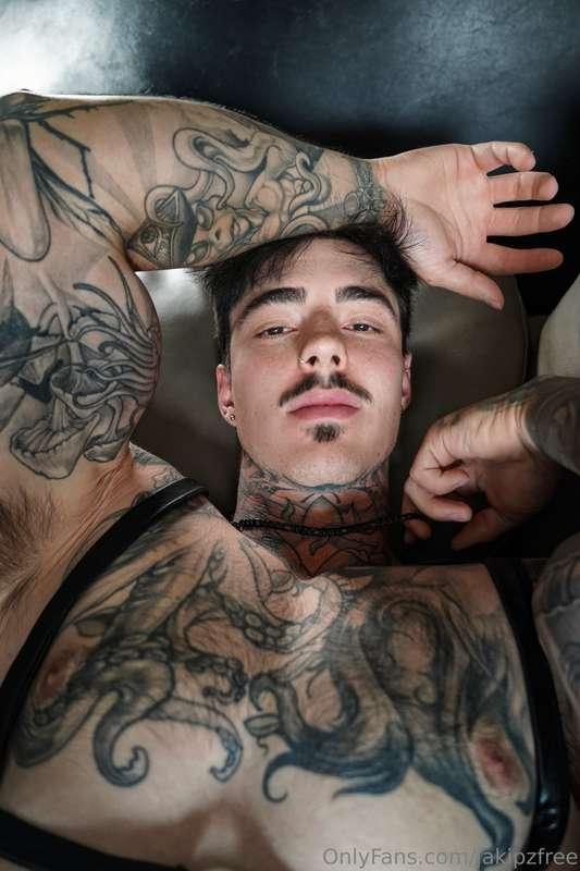 EXPLICIT harness domination video out NOW 😏🔞! @Jakipz Onlyfa..