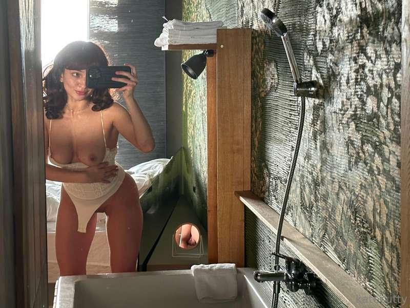 Once you see it, you can’t unsee it (look closely) 😏🤭