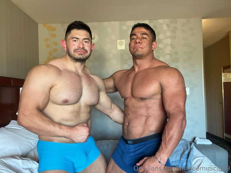 Brace yourself for this one! 💪🏼🔥 @chapinmuscle