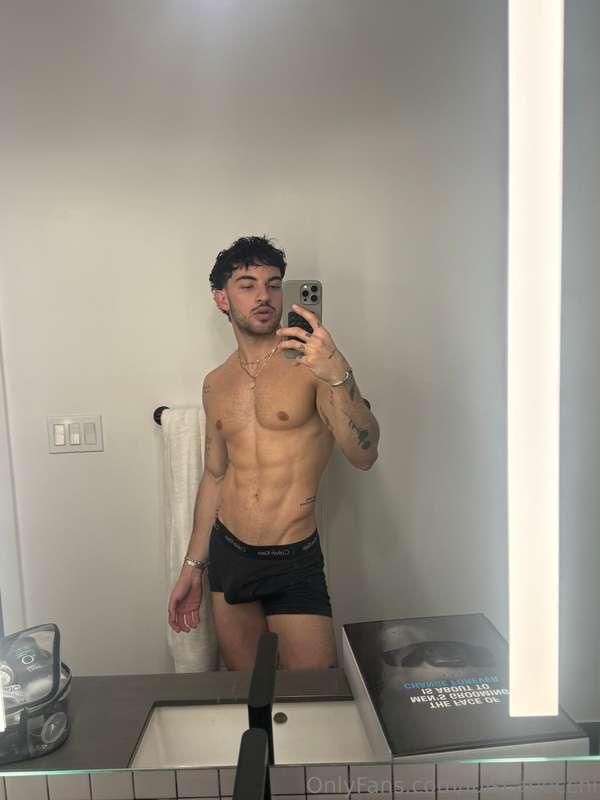 XXX LIVE TONIGHT AT 9:30 PM PST 😈😈😈 

POST VALENTINES WET FU..