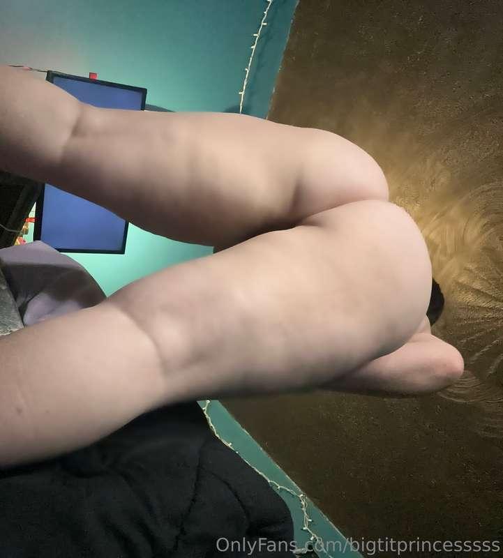 Fresh out of the shower and about to change, slide it in fir..