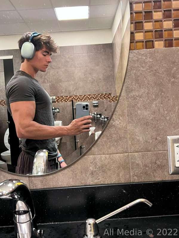 Let's gym bro
