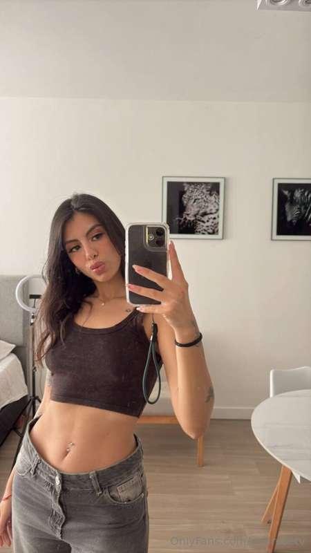No sexy pictures for the meantime, it's casual Monday 😋