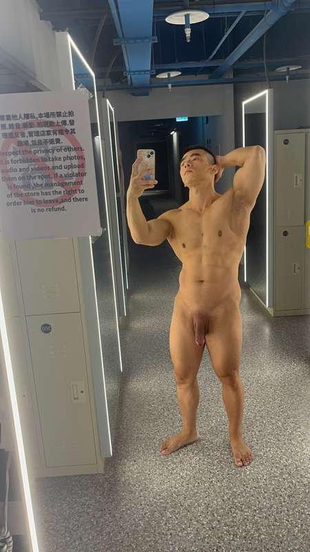 Happy weekend selfies 20240830 😚