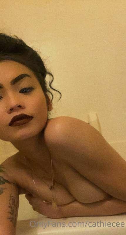 Bath timeeeee 🥵🥵😩😩