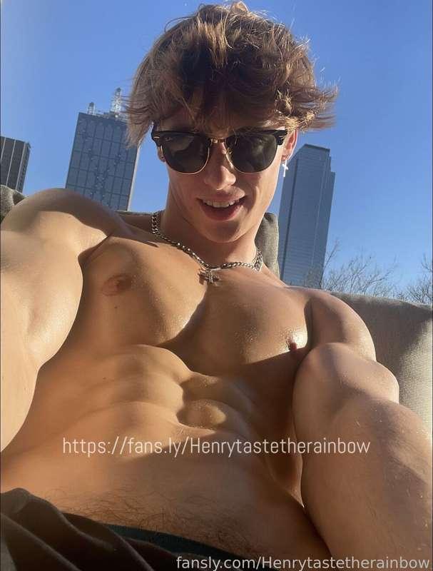 henrytastetherainbow image #1