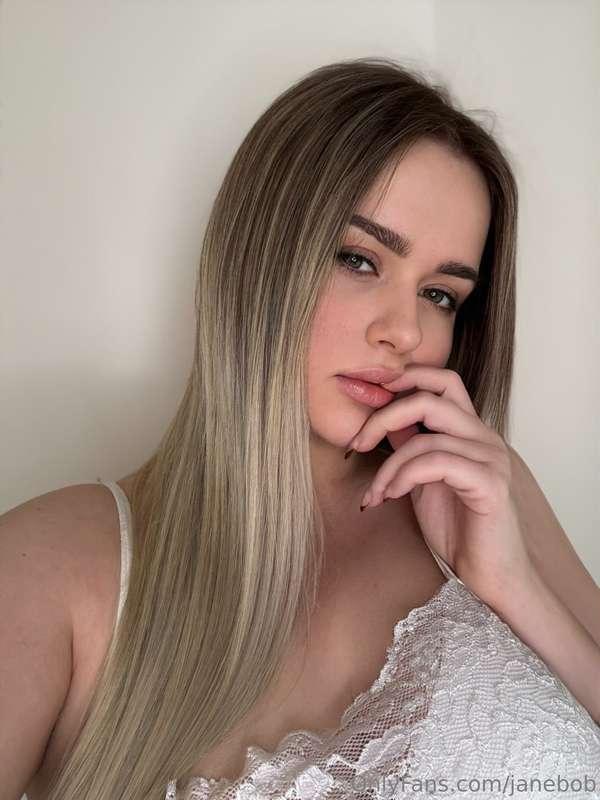 make me your own personal audience, and i'll be your biggest..